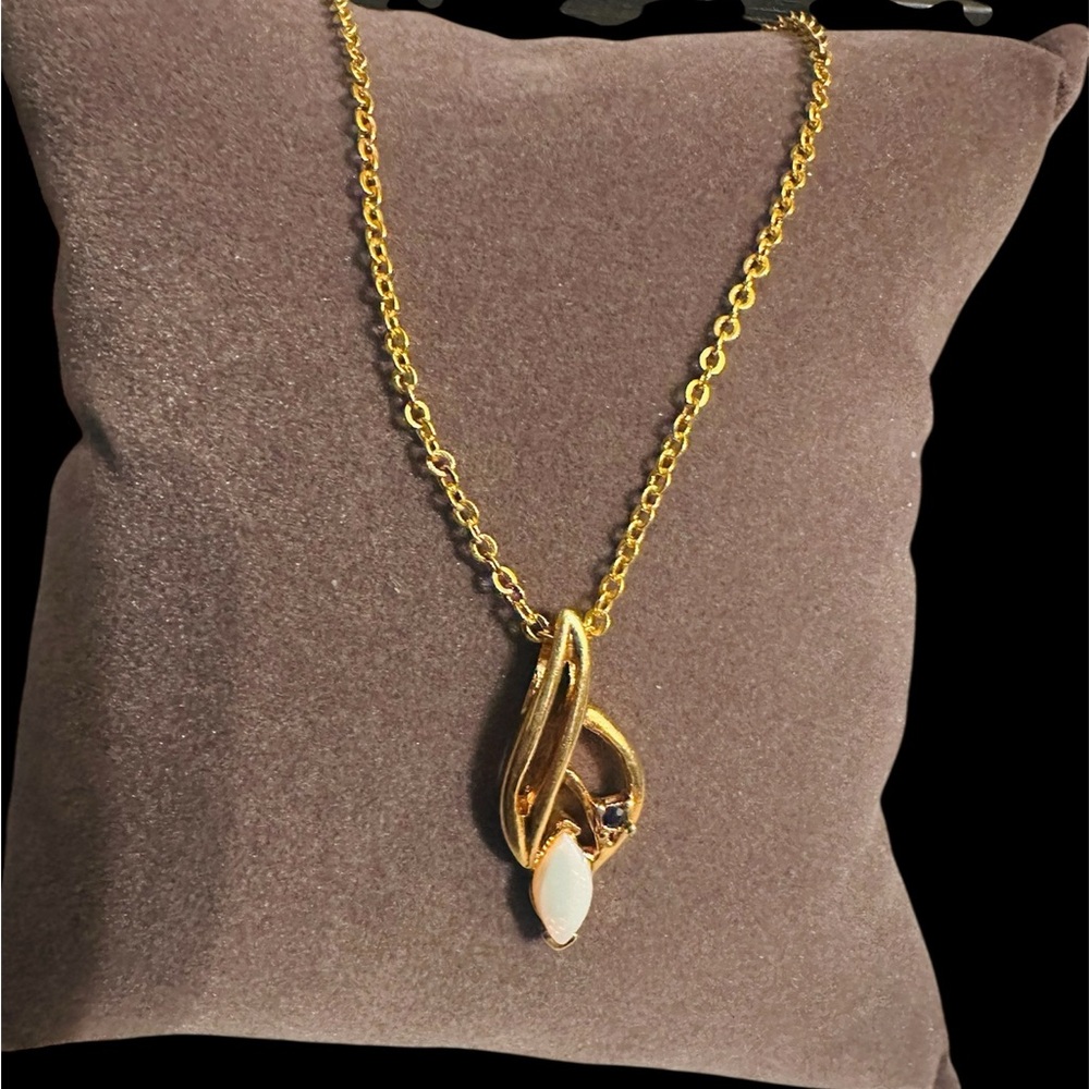Genuine Opal and sapphire vintage gold tone necklace